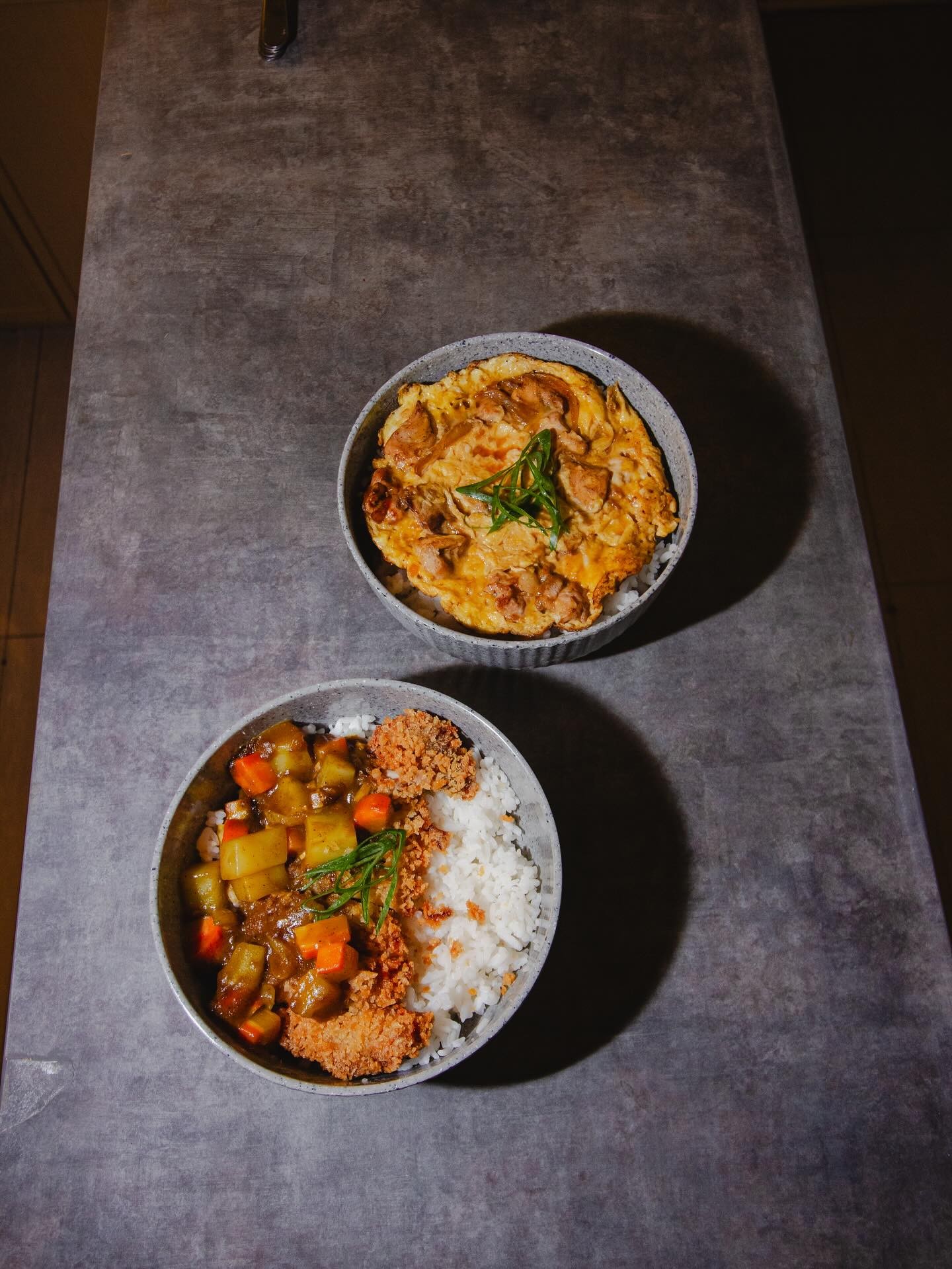 Sajian Donburi dan Kari Hangat